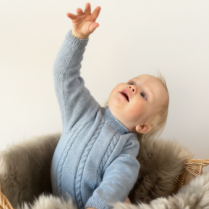 Vesleskattens flettebody - Strikkepakke - Dale Garn Soft Merino