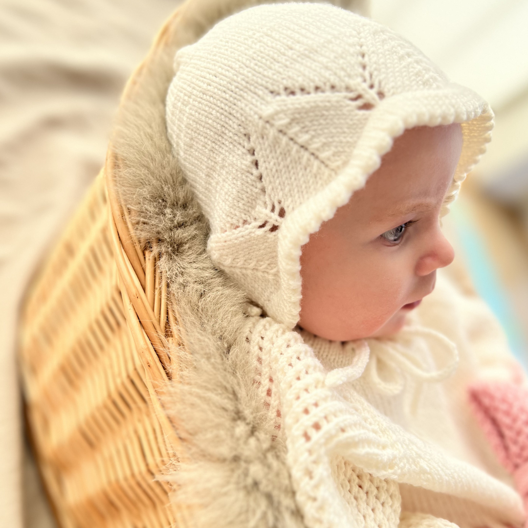 Vesleskattens dåpskyse, dåpslue strikkeoppskrift