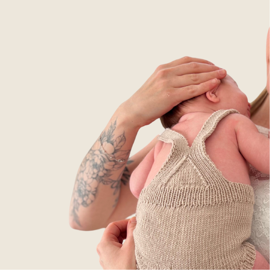 Romper/selebukse 0-3 måneder - Håndstrikka plagg - Vesleskatten design