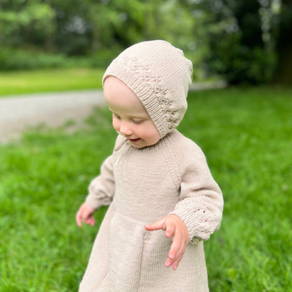 Vesleskattens søte kyse - Strikkepakke - Dale Garn Soft Merino