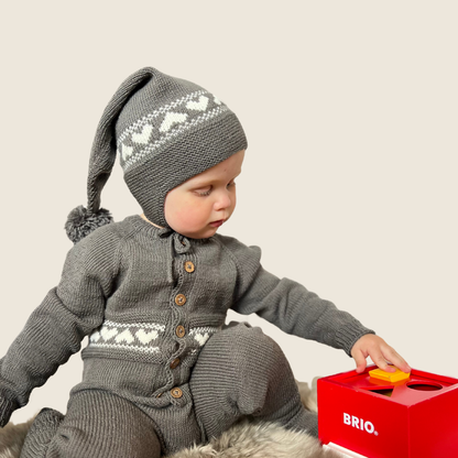 Vesleskattens julekalender 1-4 år - Strikkepakke - Dale Garn Soft Merino