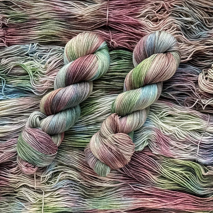 Unikt Garn - 100% merinoull - Håndfarget