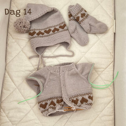Tell ned til jul med Vesleskattens julekalender, strikkekalender, adventskalender for strikkere dag 14