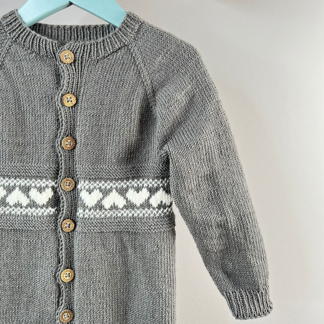 strikk dress til baby og barn, enkelt fargemønster, kløfritt, 100% merinoull