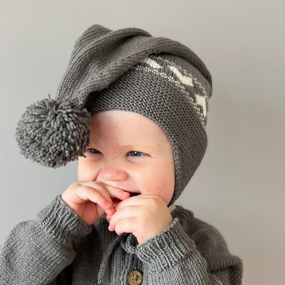 Strikk til baby og barn 0-4 år. Langlue med dusk. Strikkeoppskrift som pdf. 